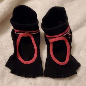 toesox grip socks